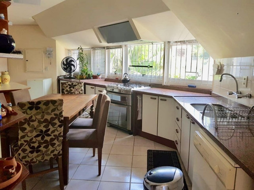 Casa Em Vila Assunção Com 4 Dormitórios - Vz2299