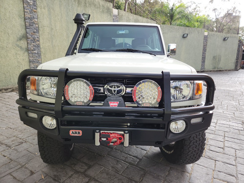 Toyota Land Cruicer