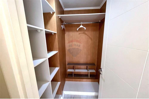 Recién Rebajado!. Depto En Primer Piso, Macul