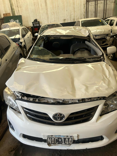 Toyota Corolla Xli 1,8i N 4p Volcado No Chocado Funcionando
