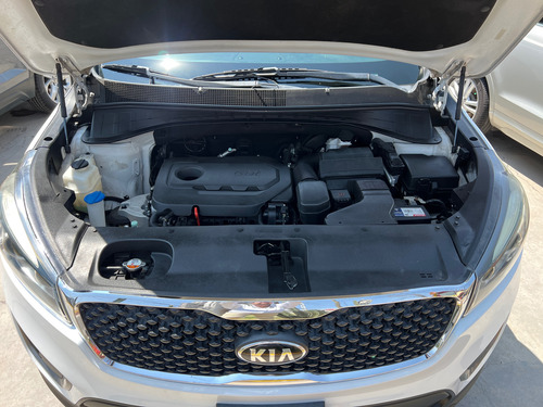 Kia Sorento 2.4 Lx At