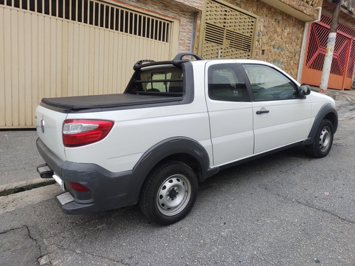 Fiat Strada 1.4 Hard Working Cab. Dupla Flex 3p