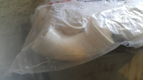 Codo Pvc Macho Hembra De 100 Milimetros La Unidad (Usado)
