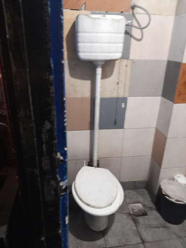 Lote Con Construccion En San Fernando Sobre Avenida