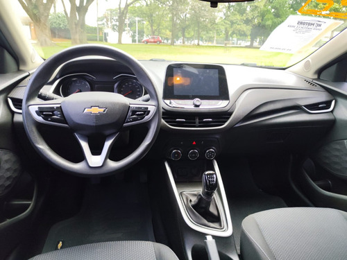 Chevrolet Onix Hatch 1.0 4P FLEX LT