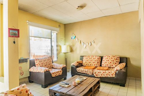 Casa 3 Dorm. - Barrio Mercantiles - Cipolletti