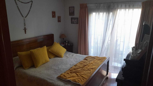 Casa En Venta En La Reina (88138)