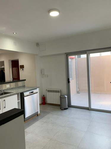 Imagen 12 de 30 de Casa Venta 2 Dormitorios 3 Baños 2 Cocheras 200 Mts 2 Cub. Terreno 9x52- La Plata