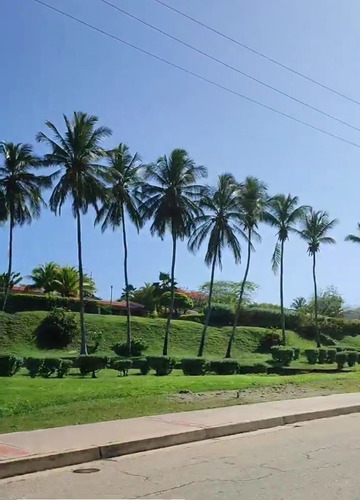Imagen 12 de 30 de Conjunto Residencial Las Terrazas Guacuco. Isla De Margarita.