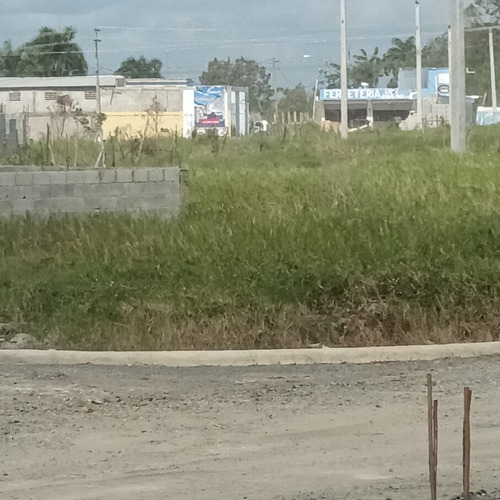 Imagen 2 de 23 de Solar A La Ventas De 135 M2 Cuadrado Listo Para Construir 3 Habitaciones Y 2 Baños