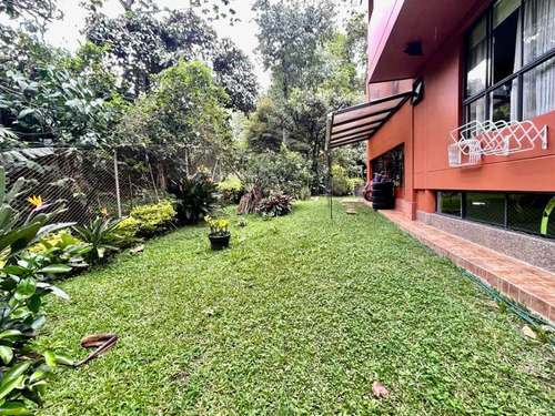 Venta De Casa Sector Los Balsos  Poblado