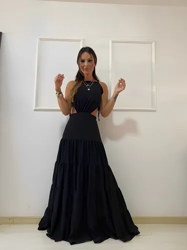 Vestido preto sales plissado longo