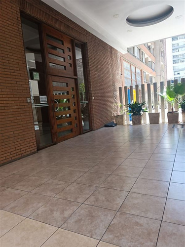 Departamento En Arriendo De 1 Dorm. En Santiago