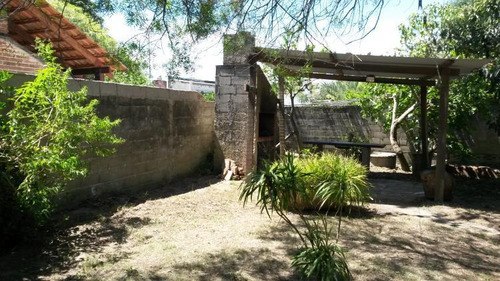 Casa A 200 M De La Playa Con Jardin Y Parrillero