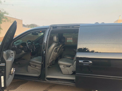 Chrysler Grand Caravan 2006 3.3 Se 5p