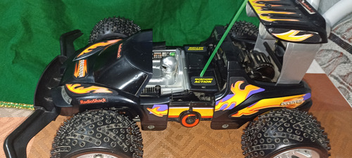 Carro De Radio Control Deceiver De Radio Shack Negro Hombre Araña (Usado)