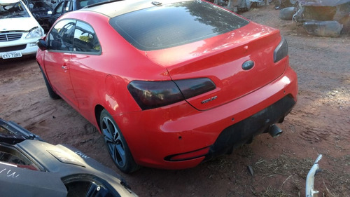 Imagem 2 de 5 de Sucata Batidos Peças Kia Cerato Coupe 2013/2014