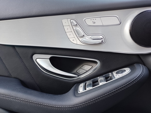 Imagen 12 de 14 de Mercedes-benz Clase Glc 2018 2.0 Glc250 300 4matic Atomático