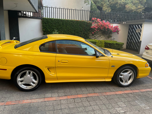 Ford Mustang Gt, Motor 5.0, Automático, Único Dueño.