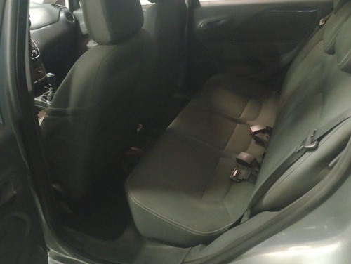 Fiat Punto 1.4 Attractive C/radio Integrada