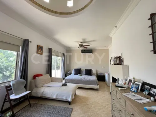 Casa En Venta En Col. Valle Alto, Mty