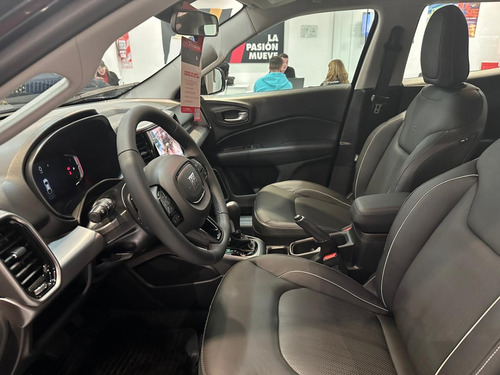 Fiat Toro 1.8 170 E-torq Evo Freedom At6