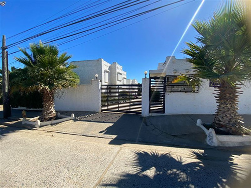 Casa En Condominio, Cercano A Playa Grande El Quisco