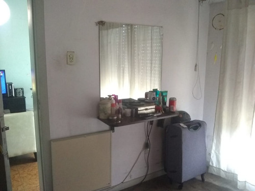Casa Para 2 Familias En Venta En Paso Del Rey Norte