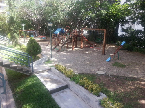 Cómodo Y Bello Apartamento En Venta Ubicado En El Marques 23-24824