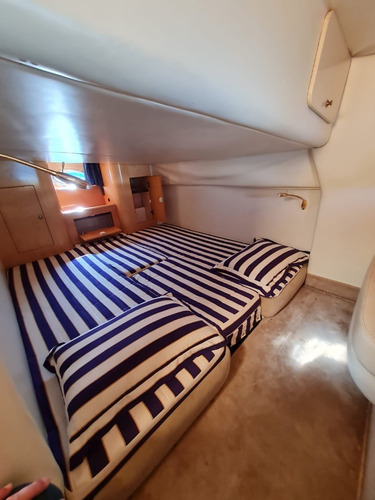 Imagem 7 de 25 de Cranchi 40 - 2012 - 2x Parelha D4 300 - Ñ Phantom Sunseeker