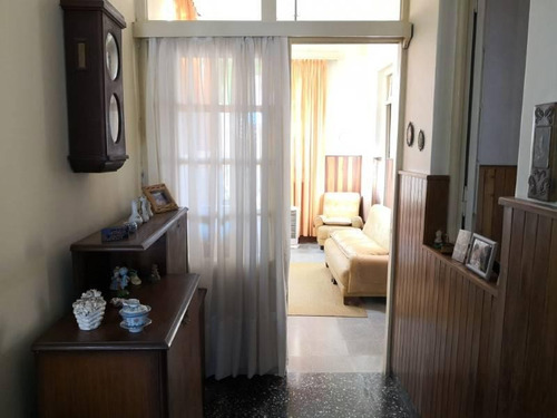 Imagen 9 de 30 de Casa De 3 Dormitorios Mas Comodin, Excelente Ubicacion