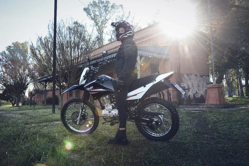 Corven Triax 150 R2 $2.398.000 - Triax R3 $2.598.000 (zt Zr)
