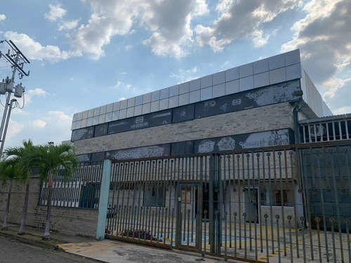 En Venta Galpón En La Zona Industrial Castillito San Diego, 232831 Rr