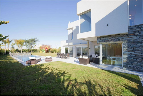 Casa Imponente La Reserva Cardales Excelente Estad
