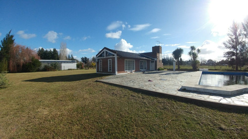 Imagen 7 de 14 de Casa Quinta Barrio El Rodeo Ruta 215 Calle 303 50 Y 52