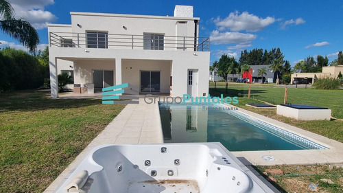 Casa En Malibu Canning Recien Refaccionada A Nuevo Apta Crédito Oportunidad