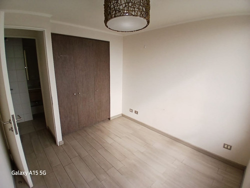 Arriendo Dpto 2 Dormitorios 1b Promocion / Metro Lo Ovalle