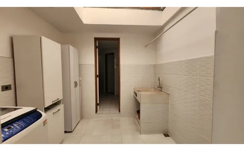 Venta Casa De 3 Niveles Poblado Sector Los Balsos