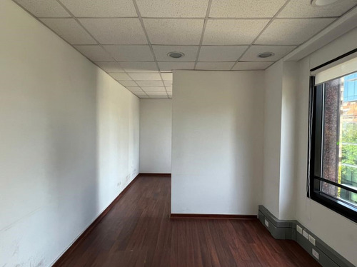 Arriendo Oficina 225 M2 Av. Pdte Kennedy Mall Parque Arauco