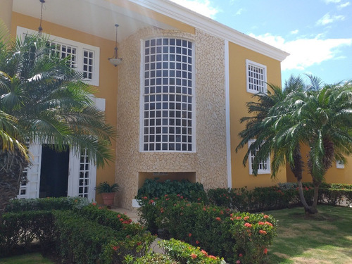 Imagen 2 de 19 de Hermosa Casa De Lujo Amoblada En Coro. 0414-5725250 Cod 22-17560