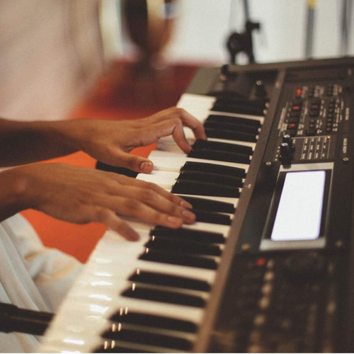 Suporte Reforçado Para Piano Teclado Duplo Estante Em X