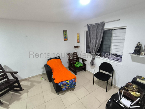 Diana C. Vende Apartamento De Oportunidad En San Diego, Monteserino. Vigilancia 24 Hrs, Pozo De Agua Rc-dc 25-19711
