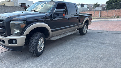 Súper Duty Modelo King Ranch 2011 4x4 Diesel, Color Negro