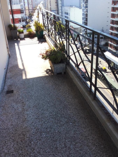 Imagen 10 de 17 de Venta De Departamento De Dos Dormitorios En Nuñez Muy Luminoso En Piso Alto