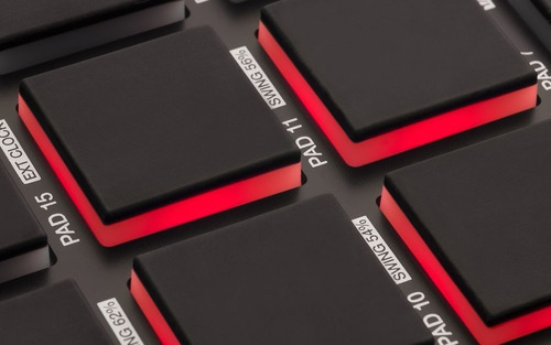 Akai Mpd218 Controlador Midi Usb Pad Mpd 218