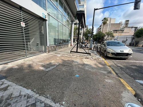 Venta Cochera Barrio Loudes Sanatorio De La Mujer