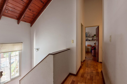 Casa Venta Fisherton 3 Dormitorios Cochera Jardin