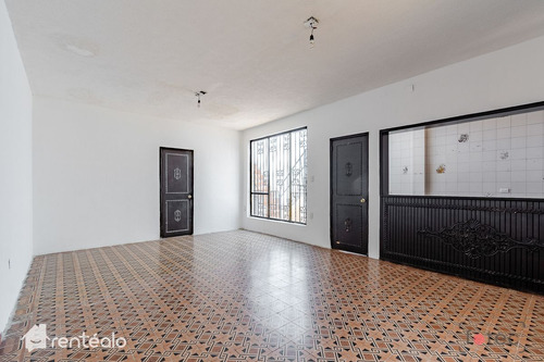 Casa De 120 M² En Venta/renta En Col. Del Valle Con Estudio Y Cuarto De Servic