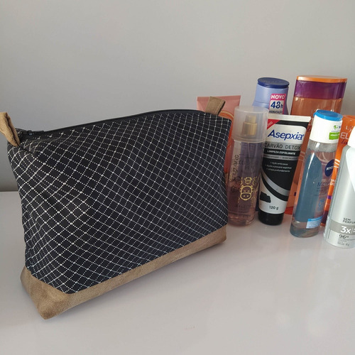 Imagem 4 de 6 de Necessaire Grande Unissex Masculina Bebê Forro Impermeável