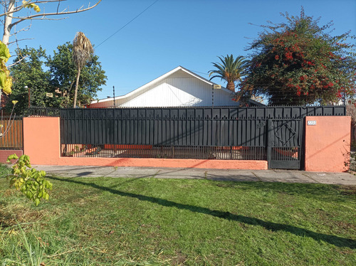 Casa En Venta. Villa Santa Carolina, Macul (107798)